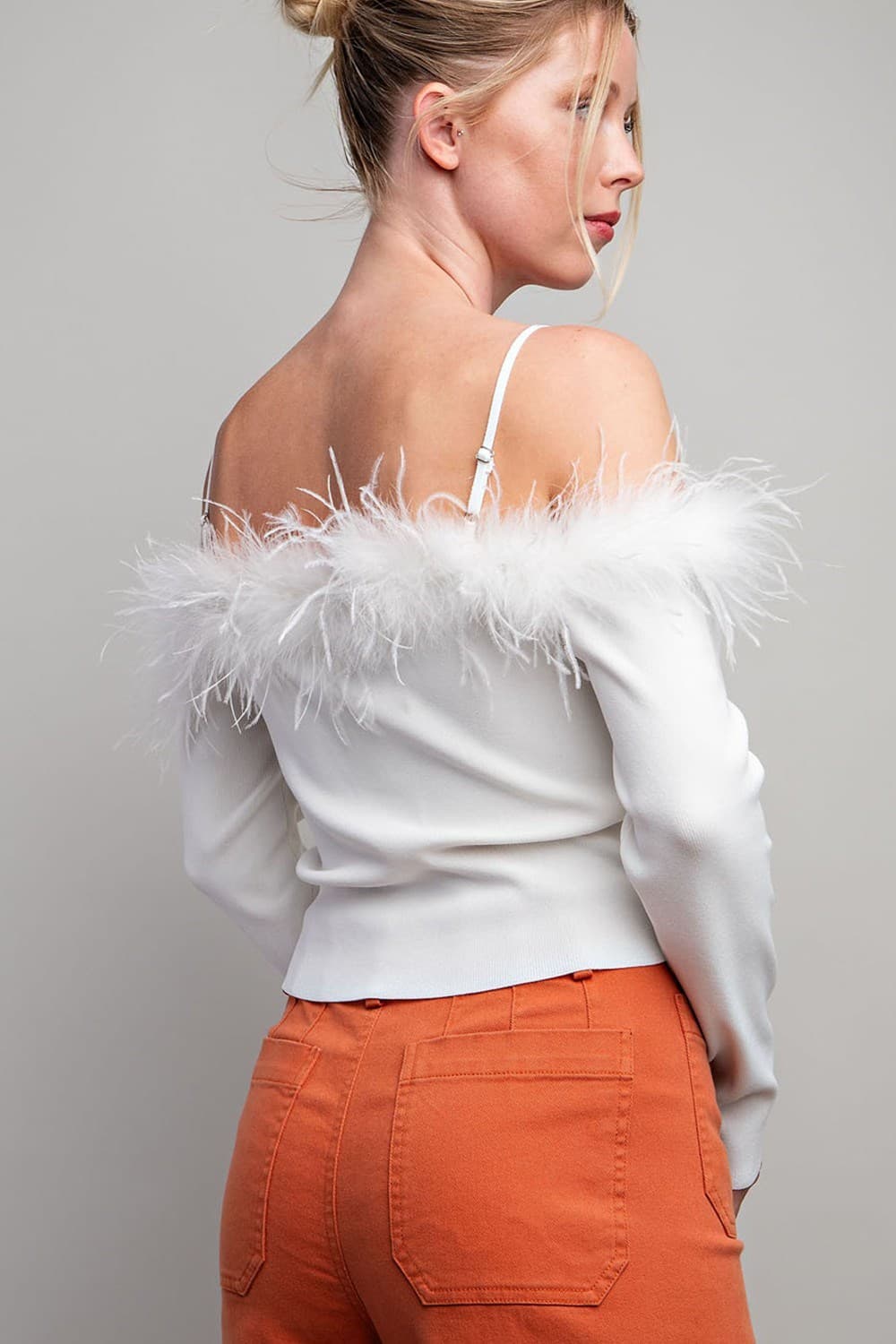 SG8333 - OFF WHITE