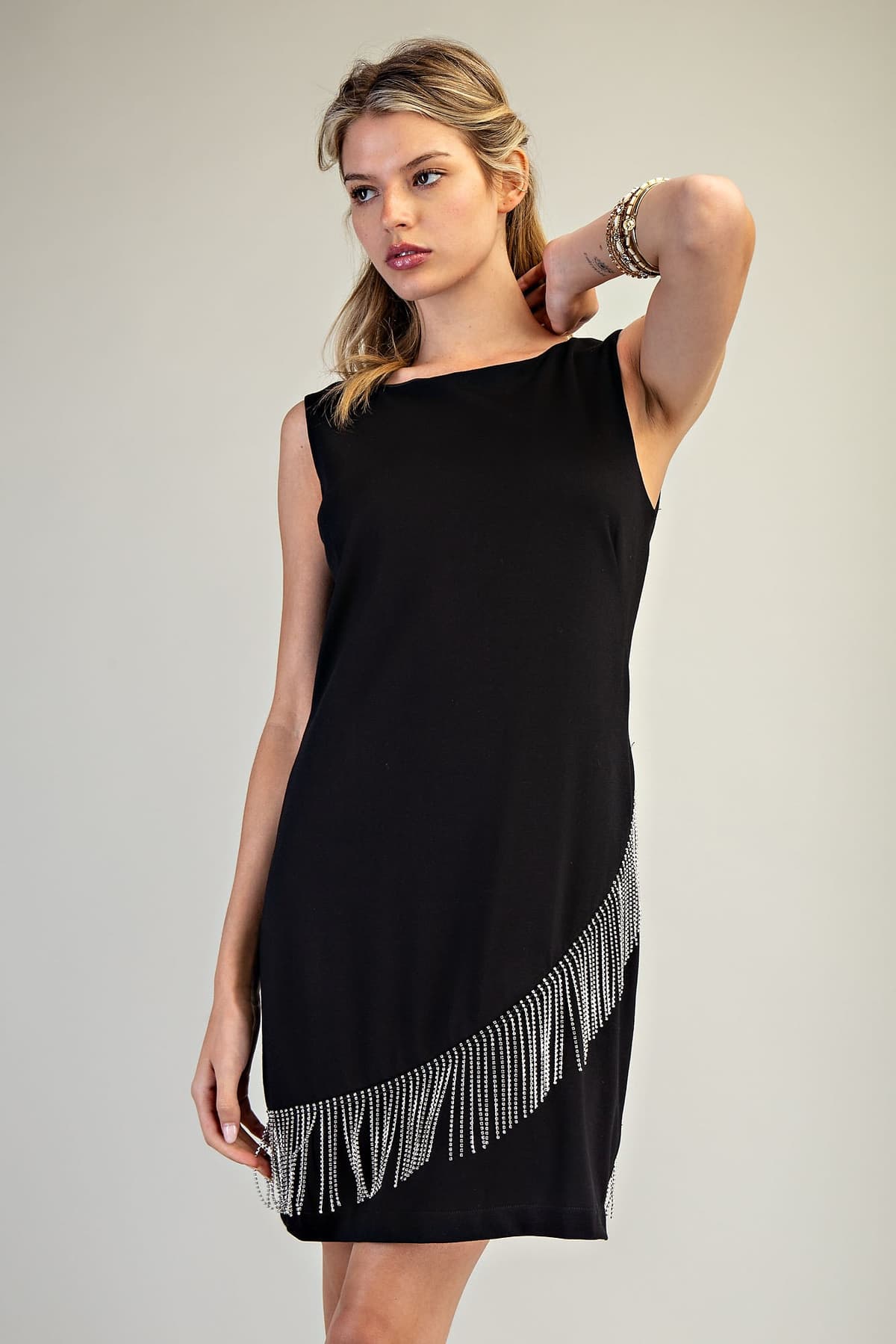 DK9144 - BLACK