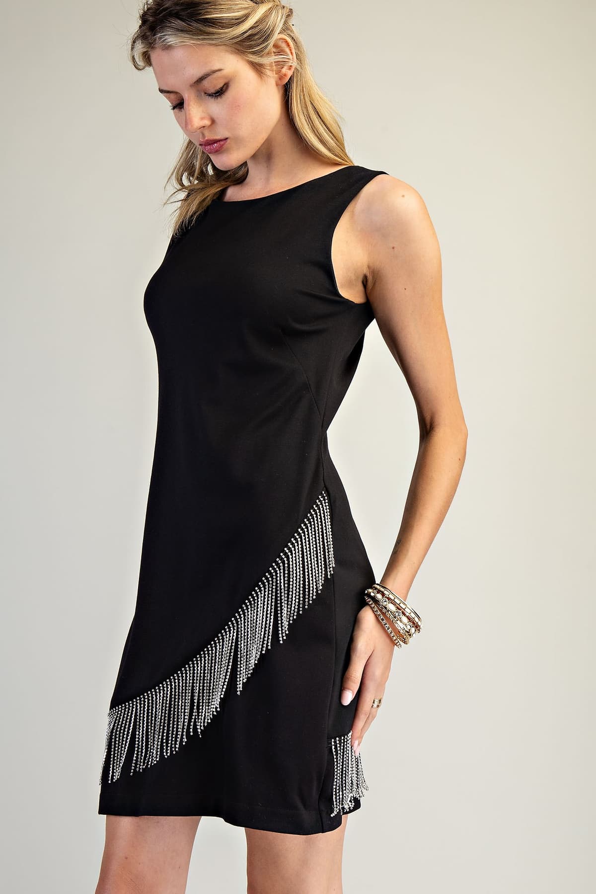 DK9144 - BLACK