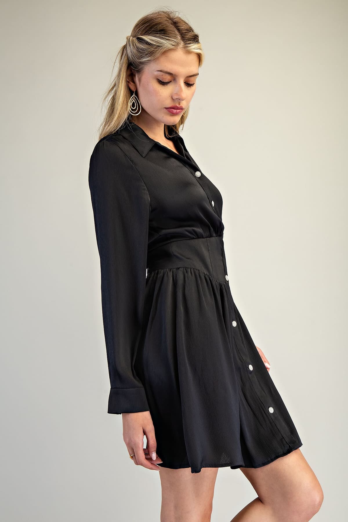 DK7817 - BLACK