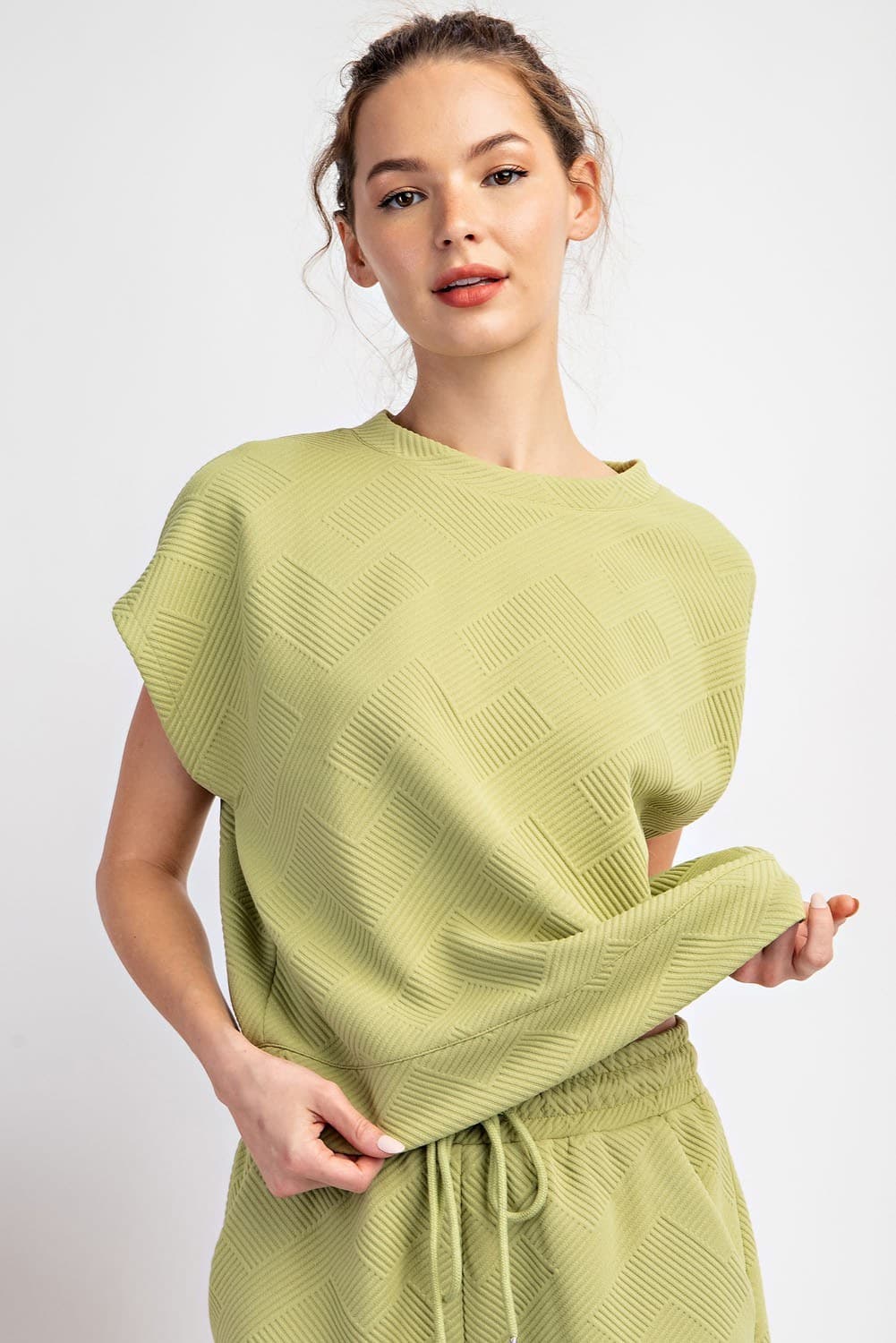 TG10200 - AVOCADO