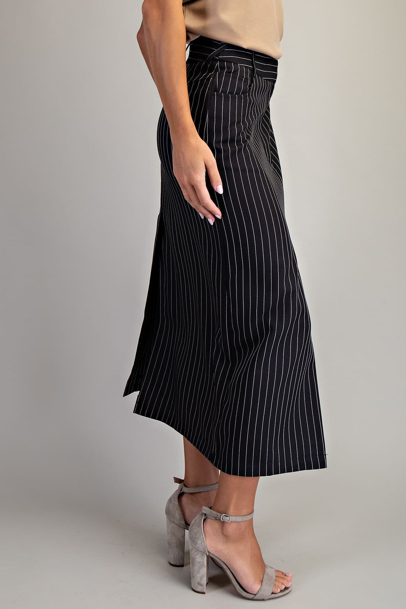 SHS9706 - BLACK