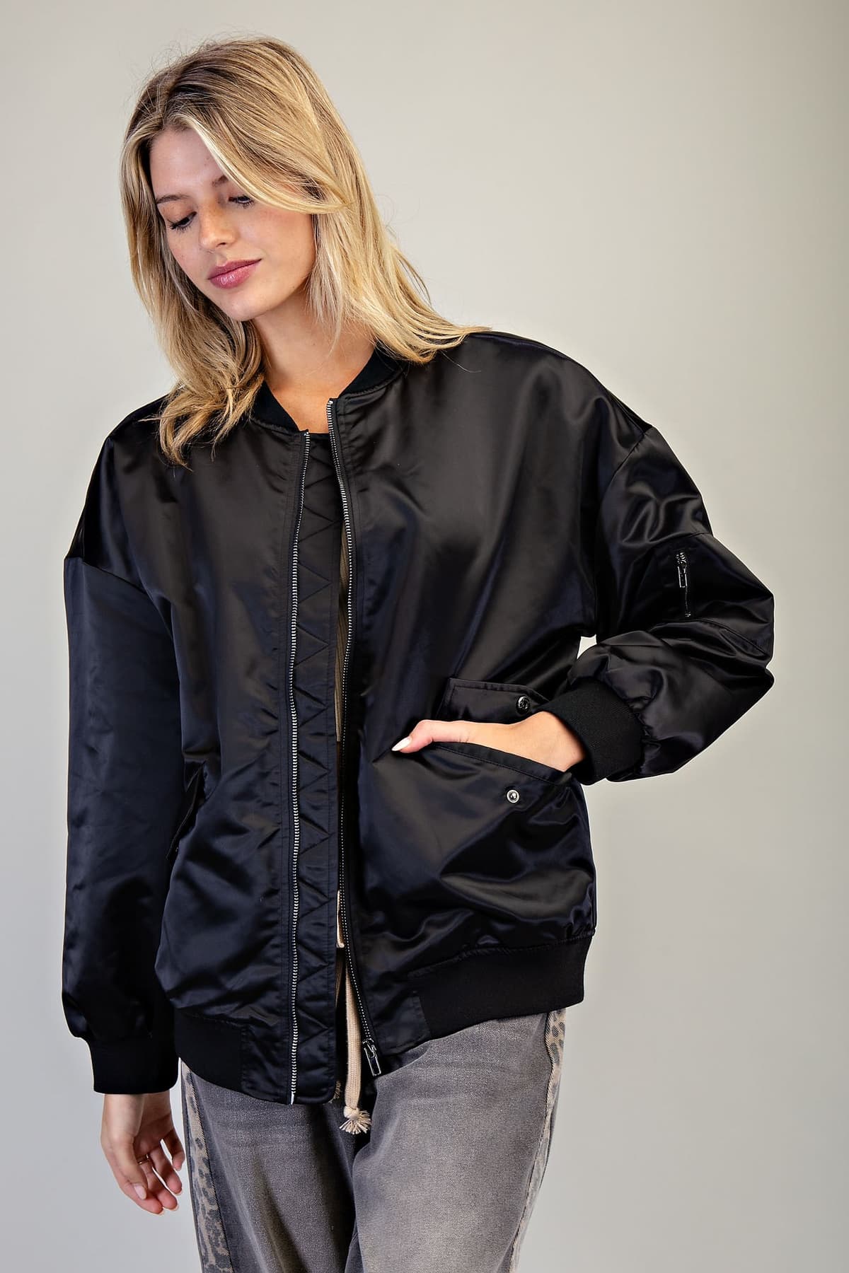 JG10383 - BLACK