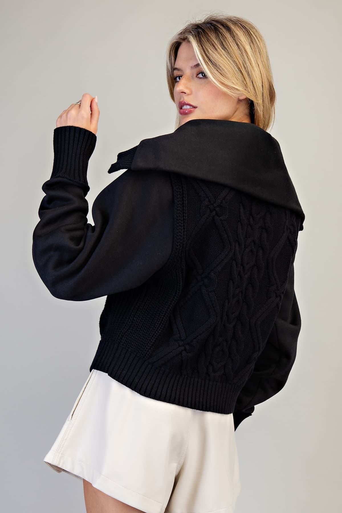SK11393 - BLACK