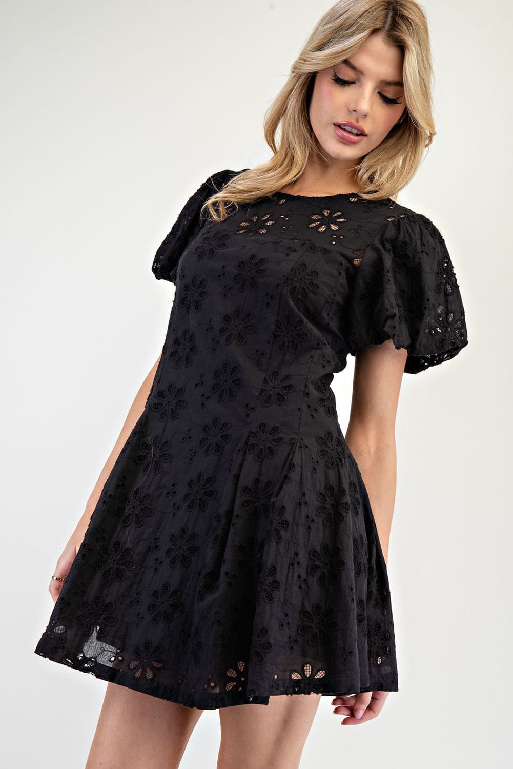 DK11705 - BLACK