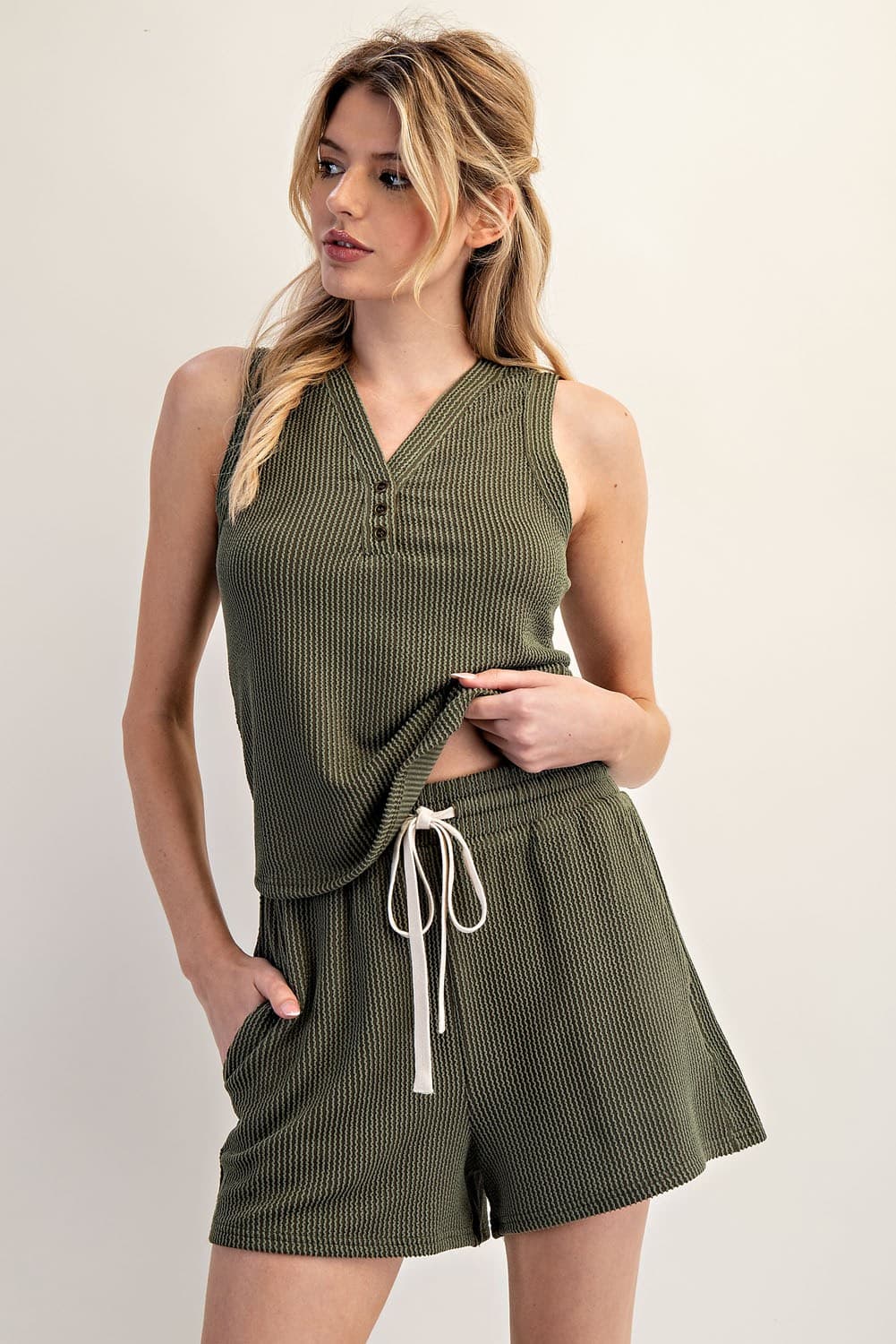 TK11936 - OLIVE