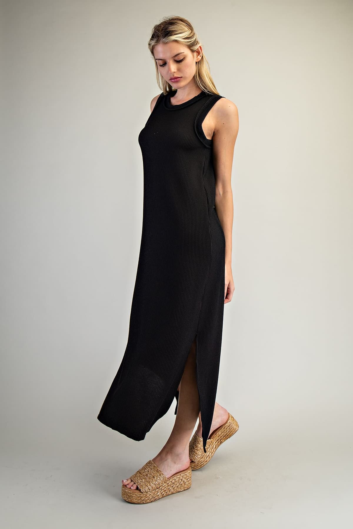 DK11912 - BLACK