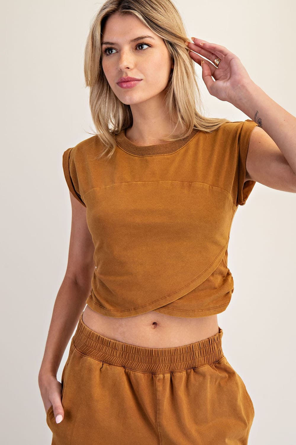 TH12484 - WALNUT