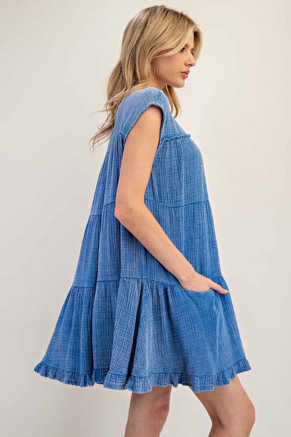 DG10897 - SAPPHIRE BLUE