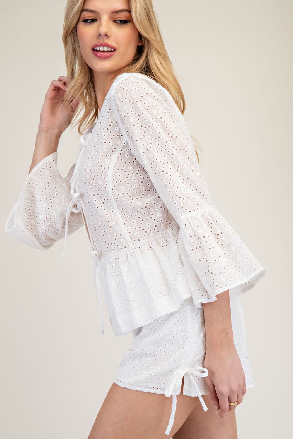 TH12381 - OFF WHITE