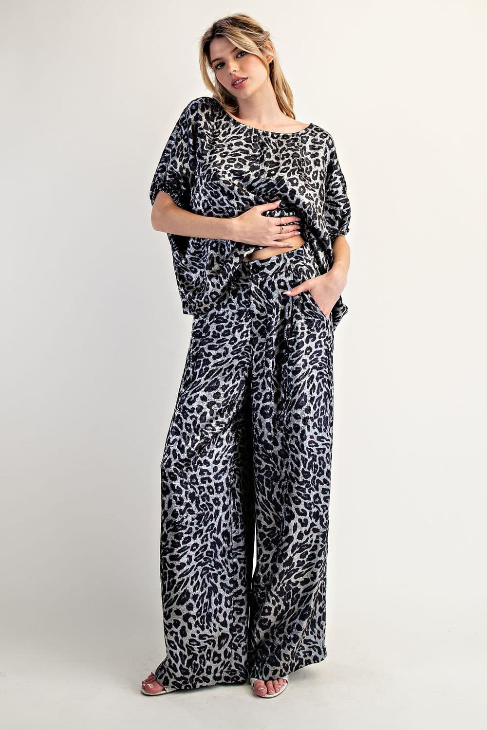 PK14075 - SILVER LEOPARD