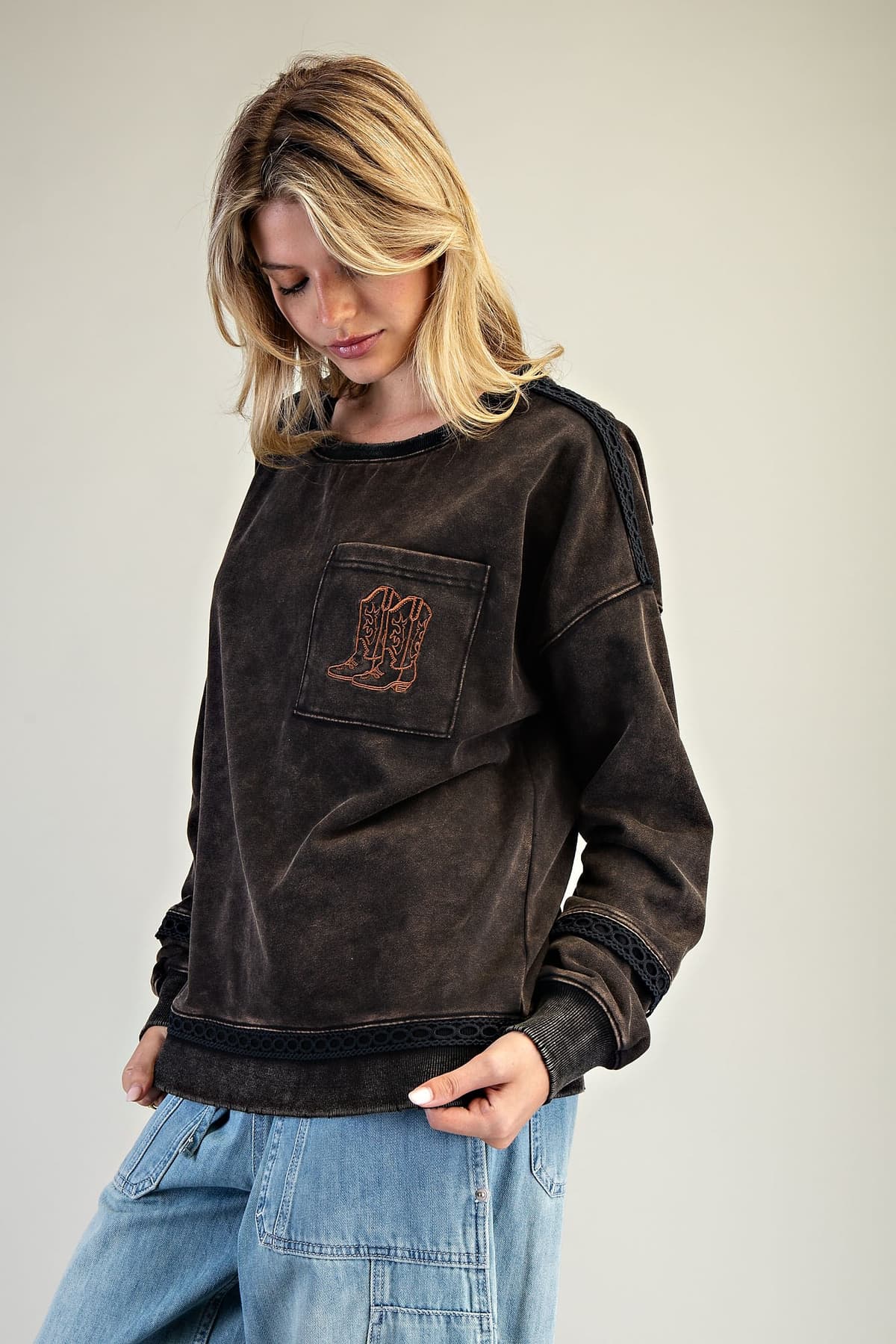 TH15124 - ASH BLACK