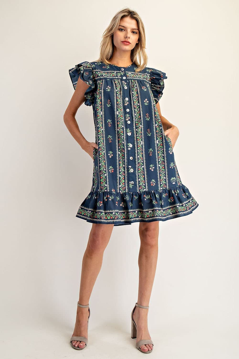 DH15175 - MIDNIGHT GARDEN
