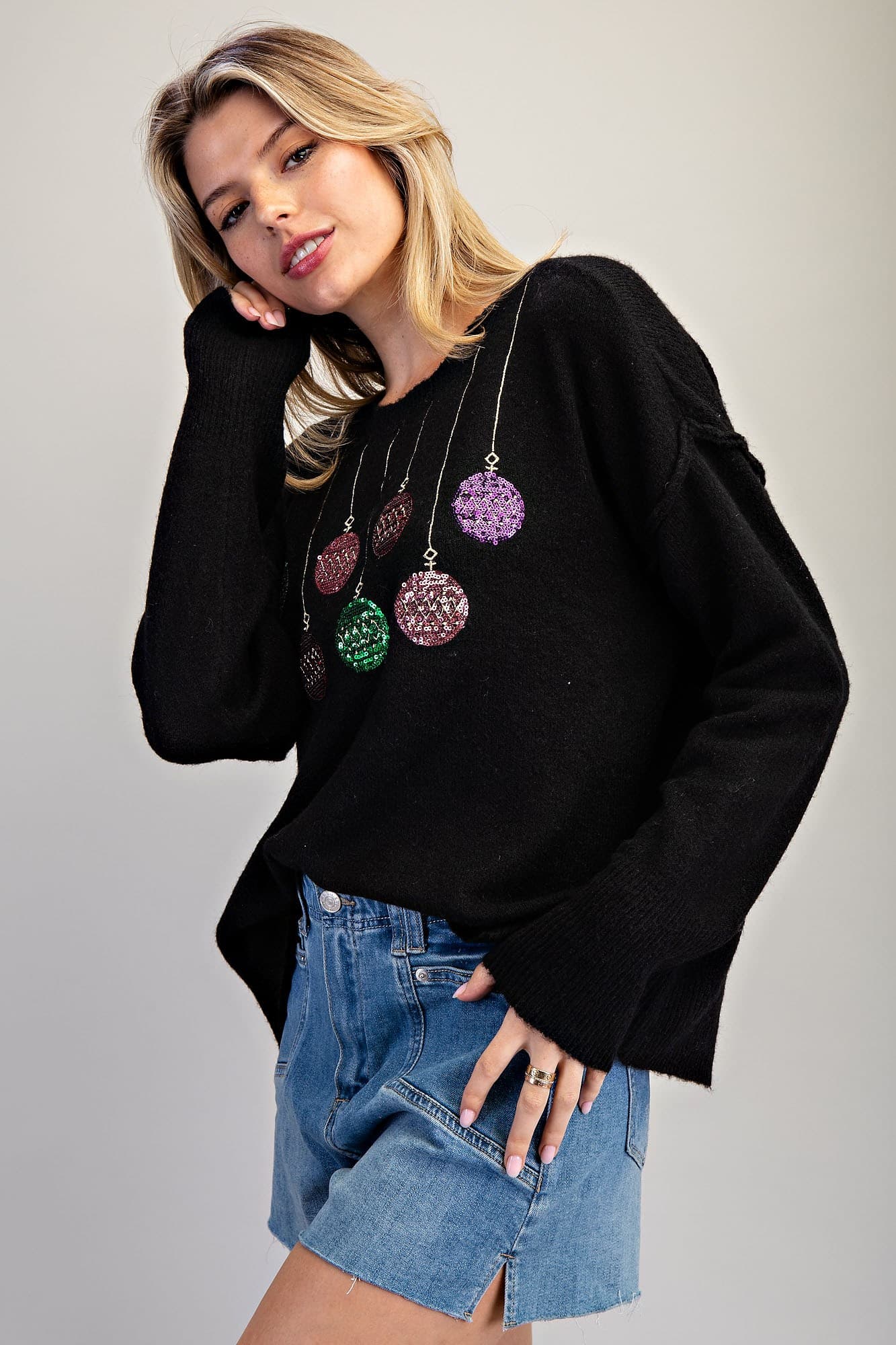 SH12773 - BLACK GLOW