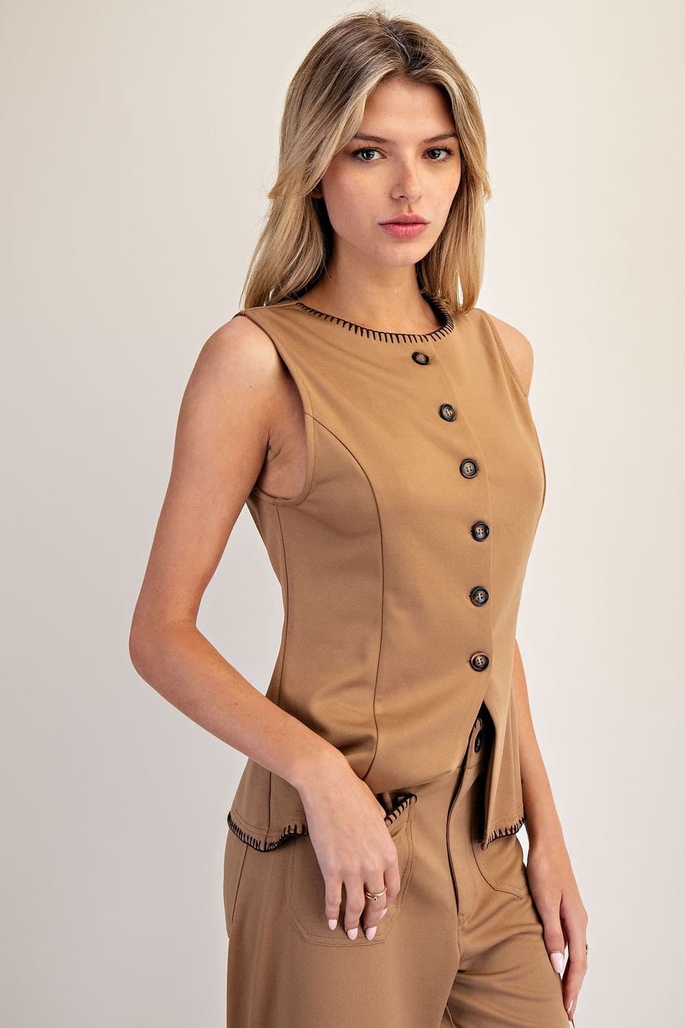 JH15243 - MOCHA MOUSSE