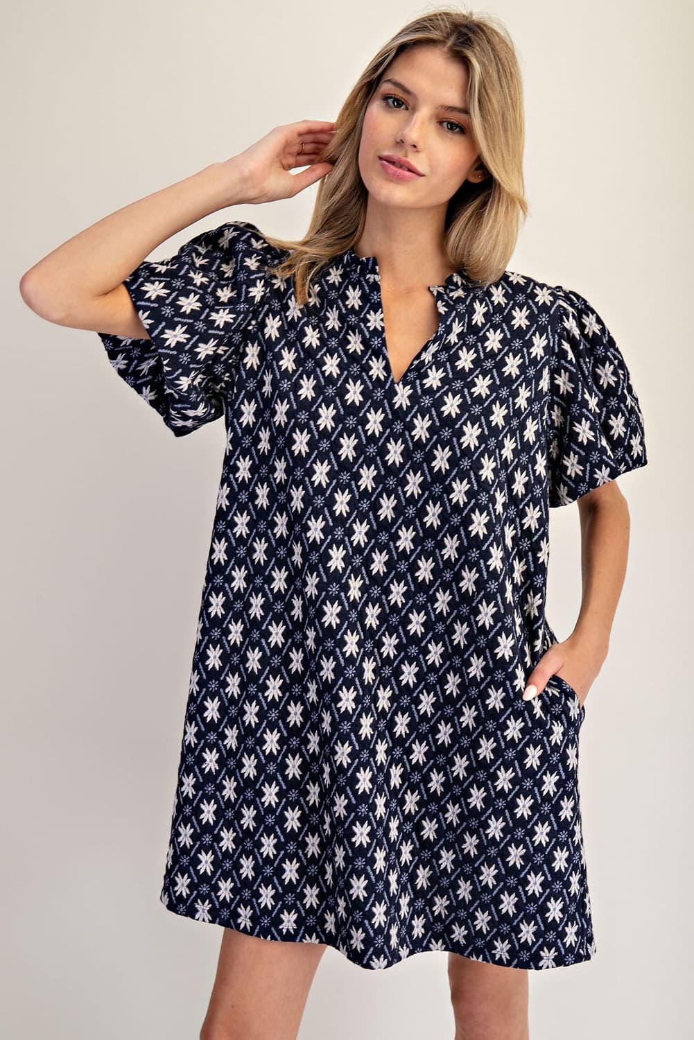 DH15227 - NAVY