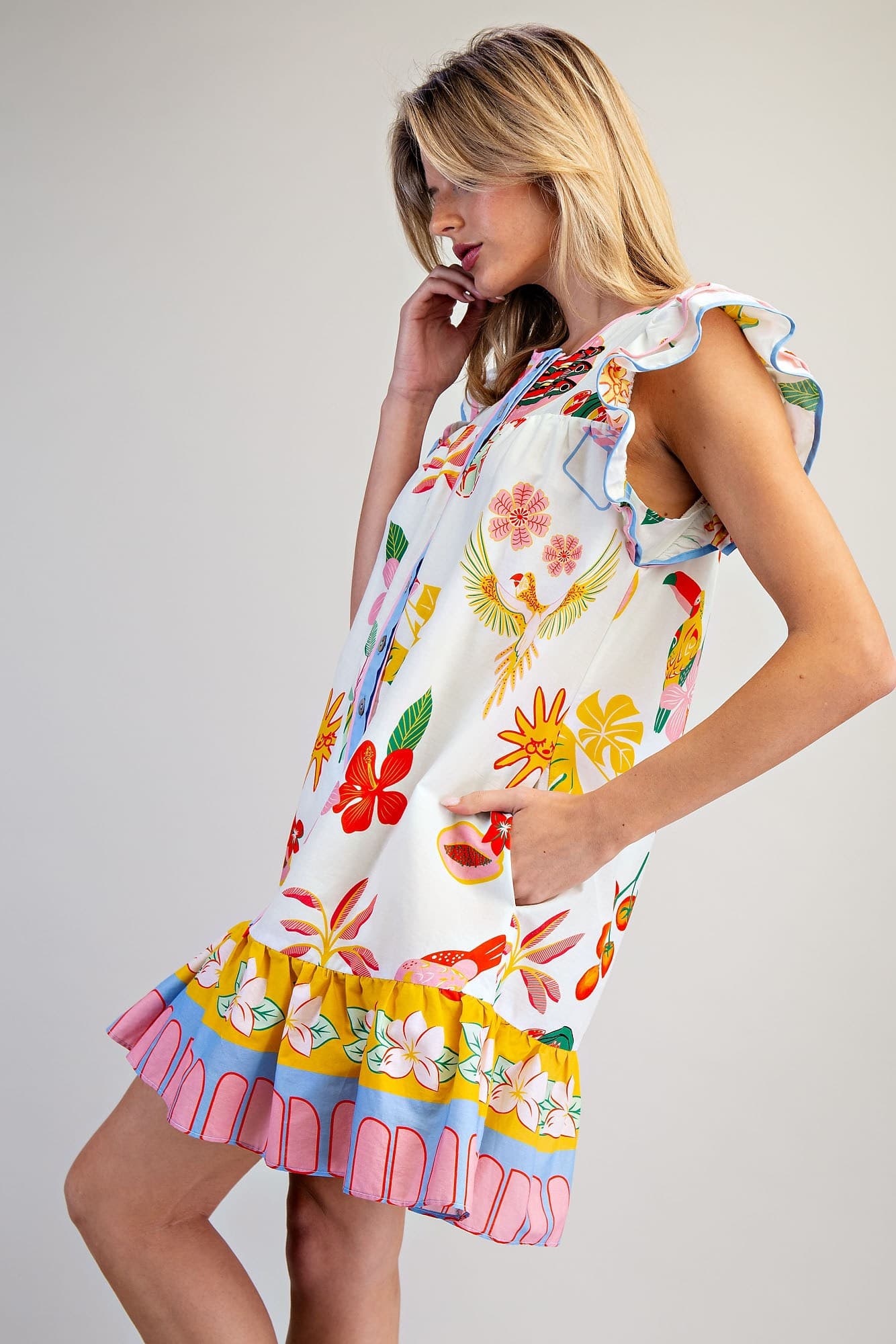 DH15246 - TROPIC PICNIC