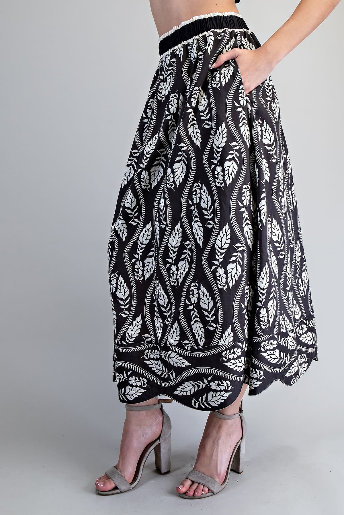 SHS15368 - BLACK
