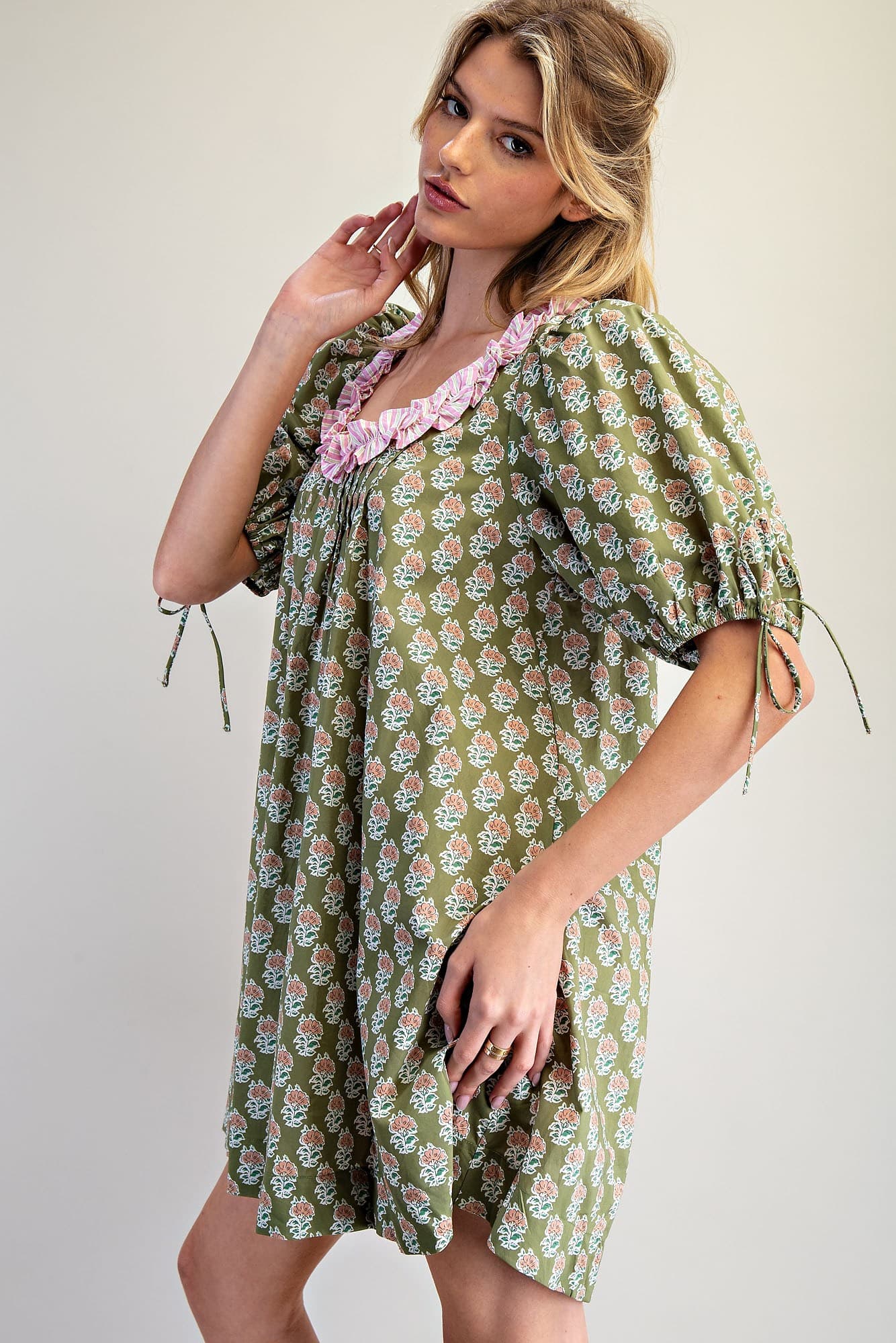 DK14688 - LOVELY OLIVE