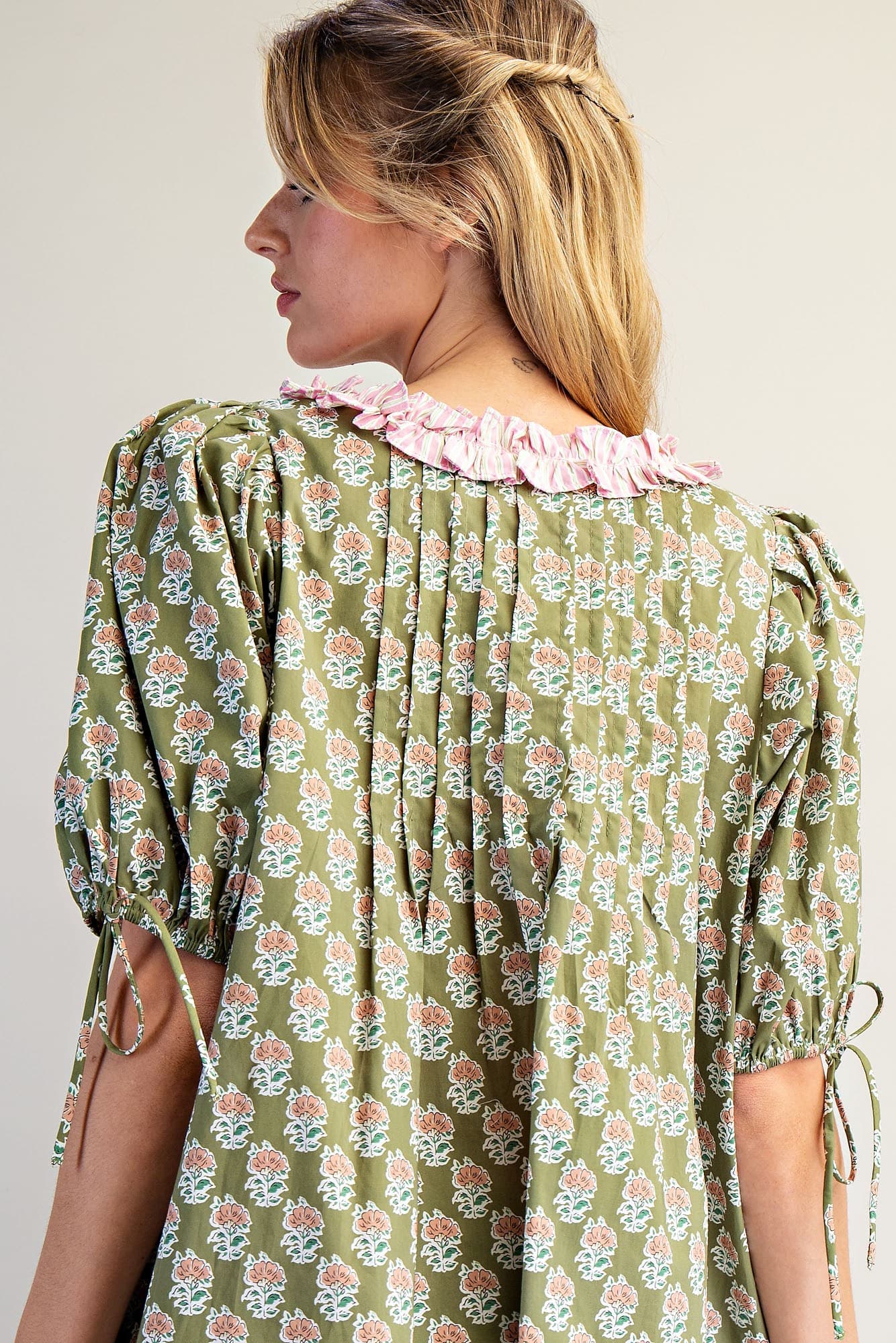 DK14688 - LOVELY OLIVE