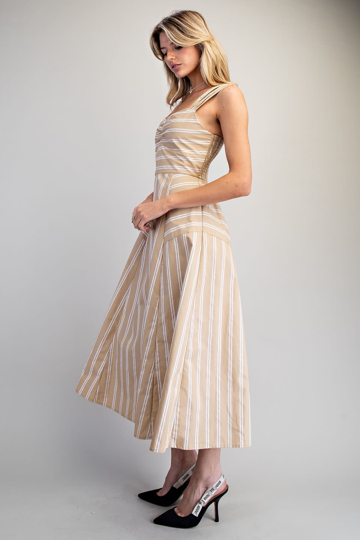 DK14684 - TAUPE