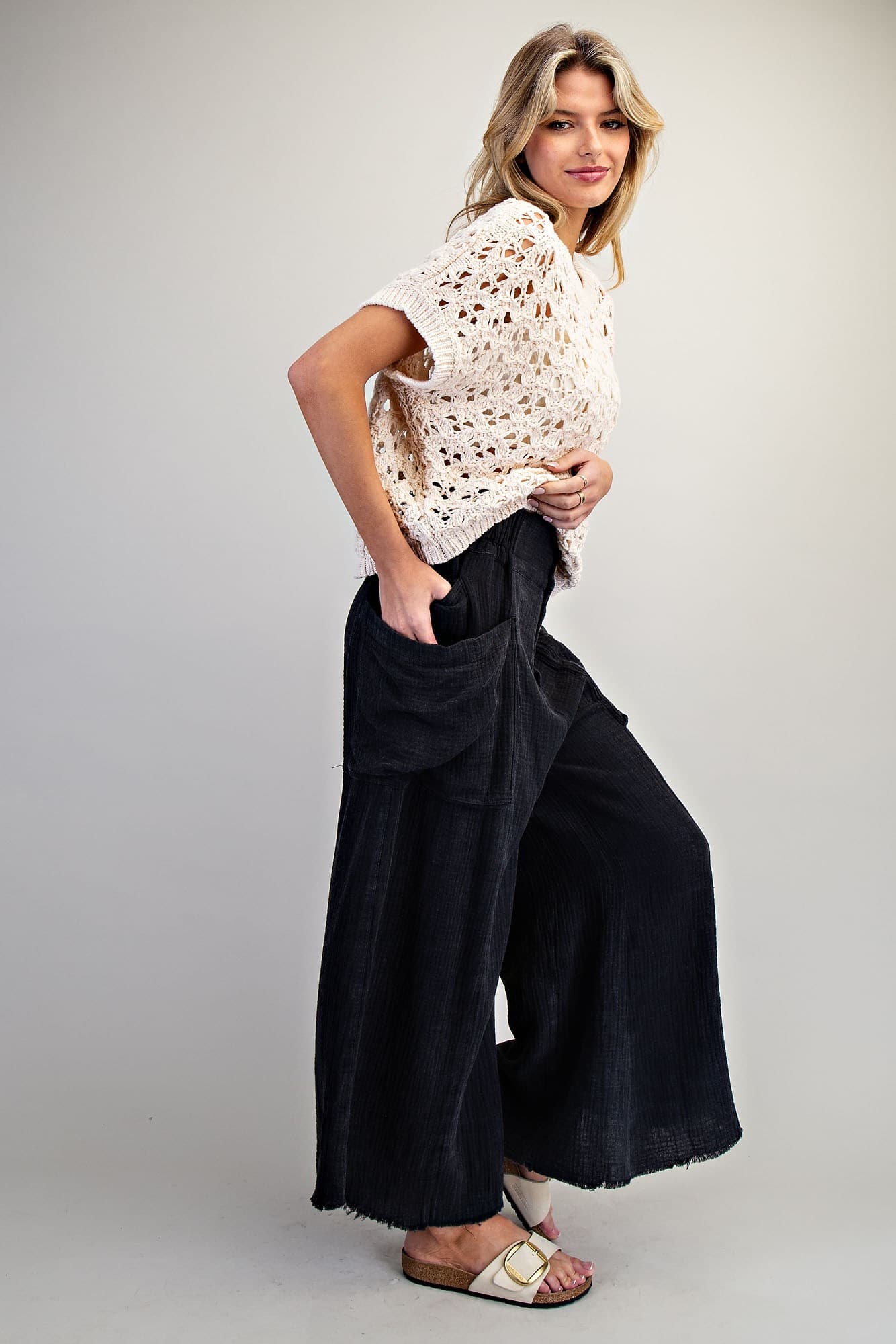 PK14714 - ASH BLACK