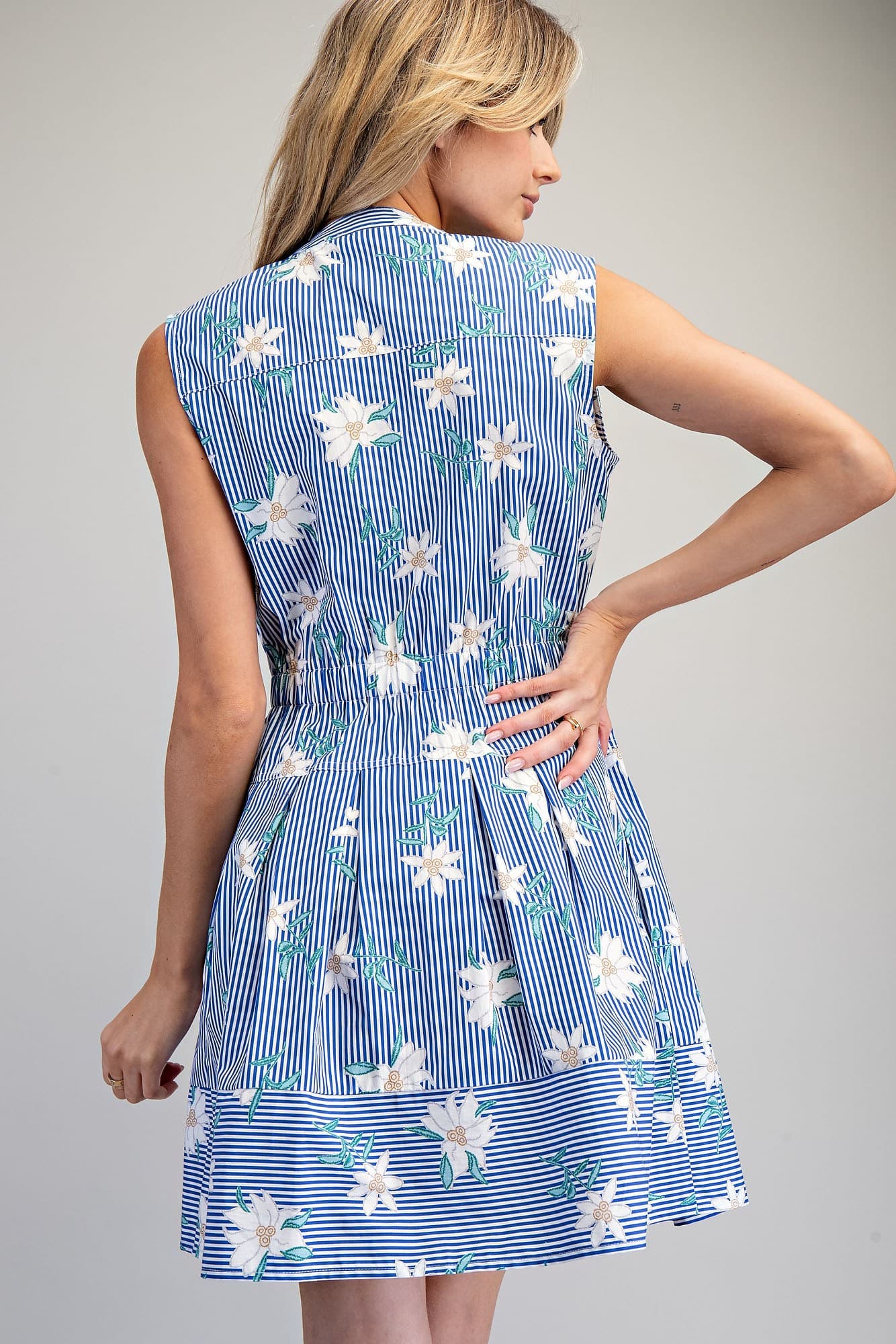 DK14690 - CORNFLOWER