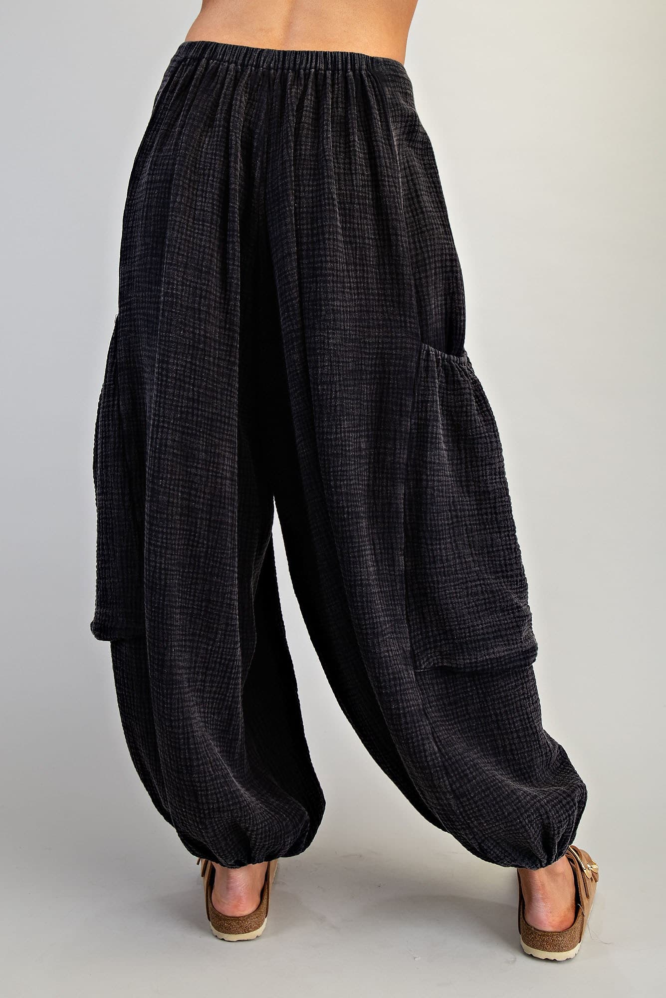 PH15354 - ASH BLACK