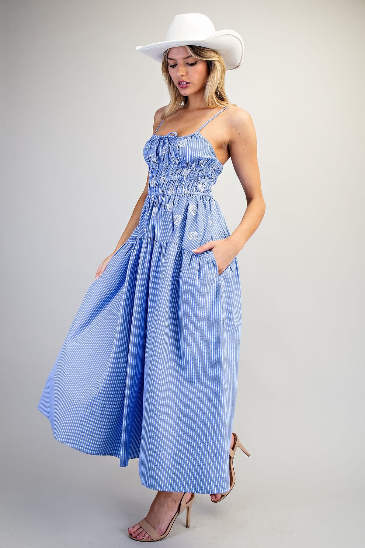 DH15352 - BLUE SHELL